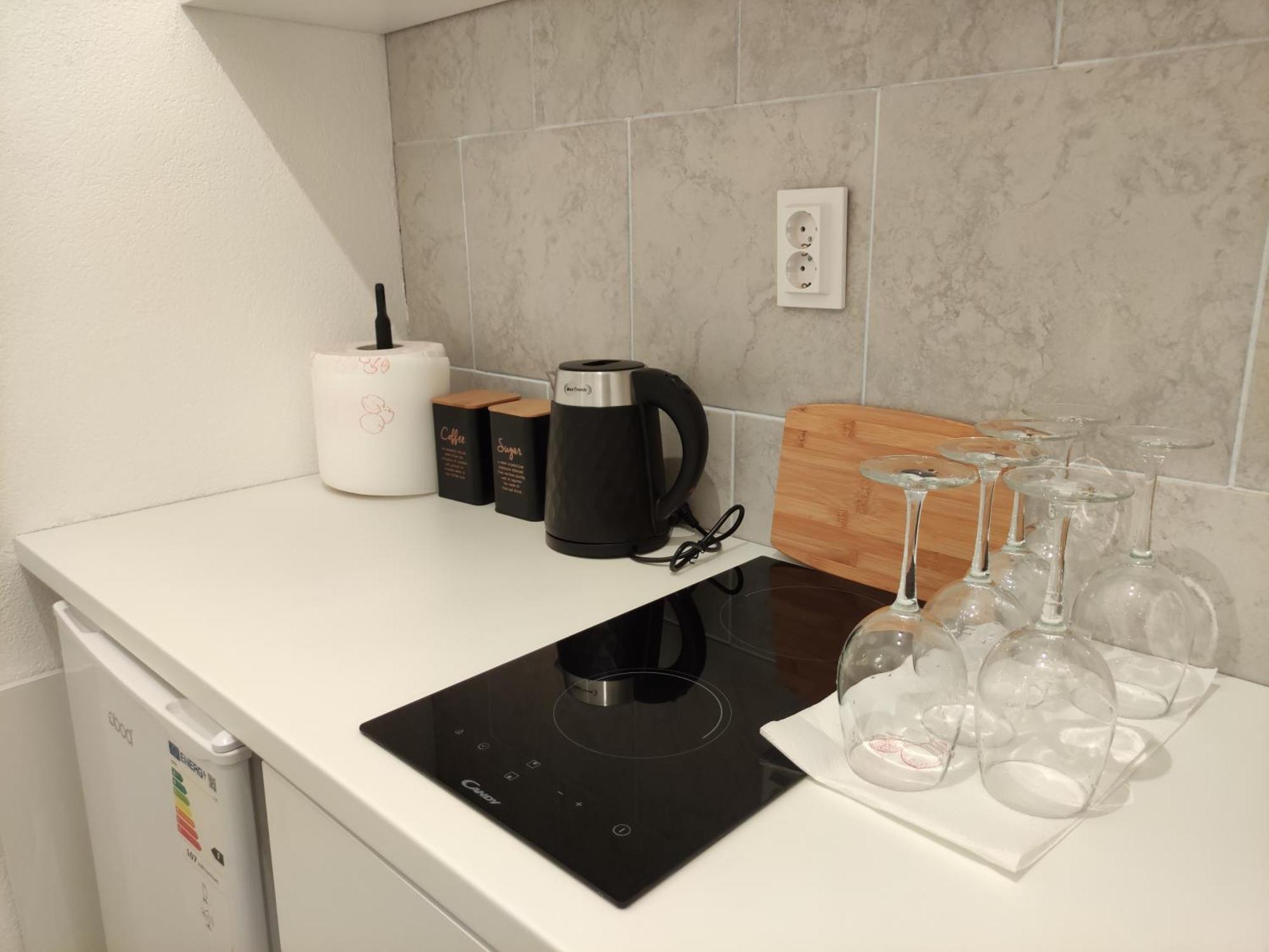 Matovic Apartments Dobra Voda Rom bilde